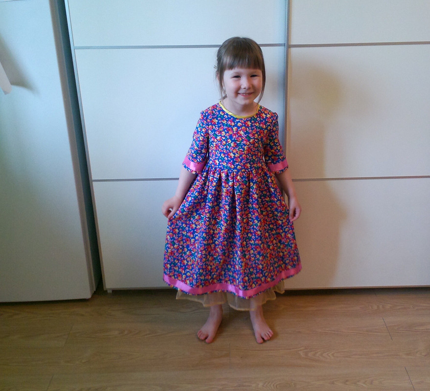 Цветочное платье на девочку от Elzbet