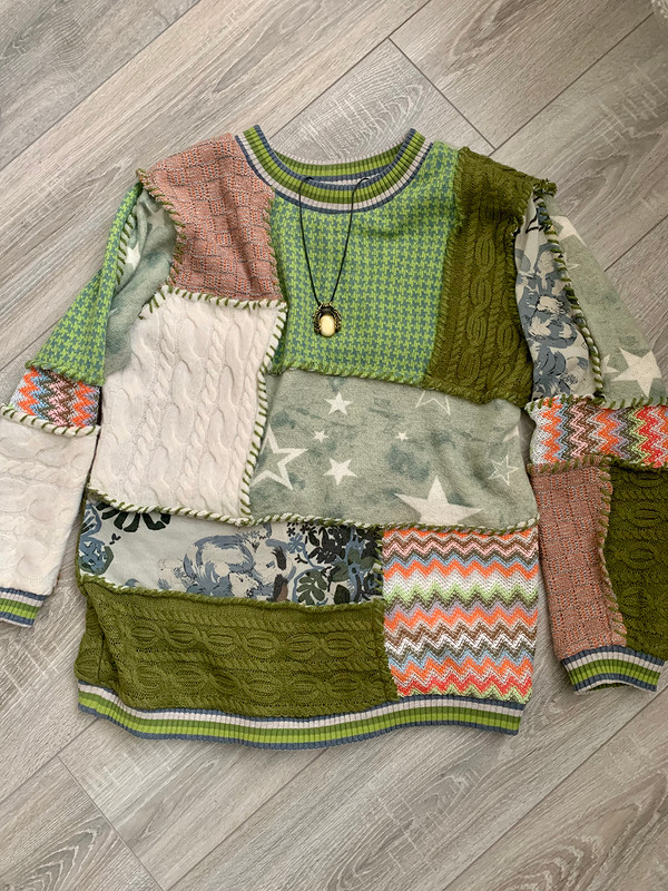 Пуловер «Я его слепила из того, что было» от Светлана Гасымова