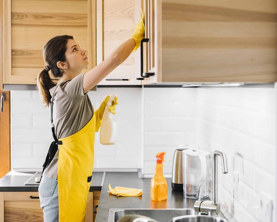 Домашнее средство для чистки кухонной мебели