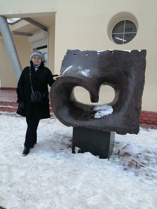 Бархатный балахончик Пьеро и дом-музей П.И. Чайковского (пуловер) от Taura