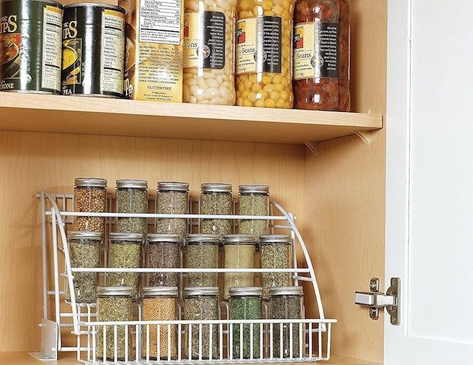 Как правильно хранить специи: идеи для свободного пространства на вашей кухне!