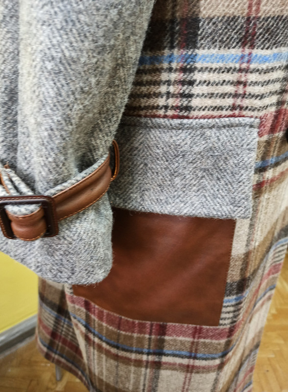Пальто реглан с кожаными деталями от MilaBort