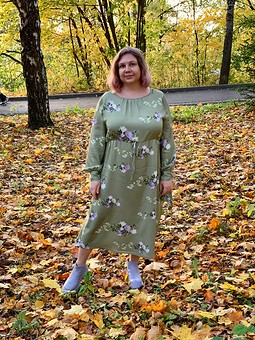 Платье мимикрирующее под октябрь