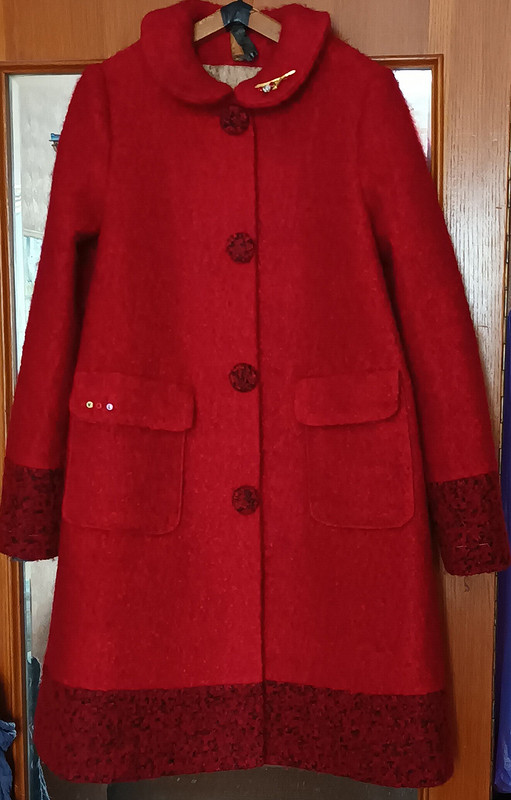 Пальто «Красное букле» от wel7