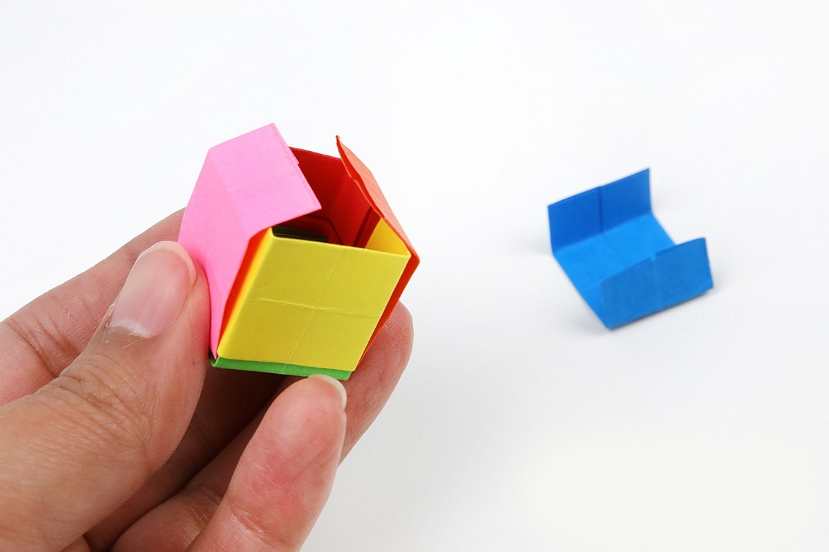 Как сделать кубик из бумаги - схема сборки оригами по шагам