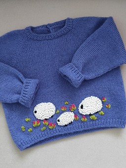 Работа с названием Костюмчик для младенца: пуловер и брючки