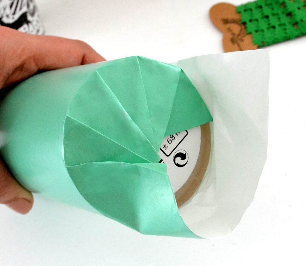 Как упаковать подарок в бумагу любой формы и размера