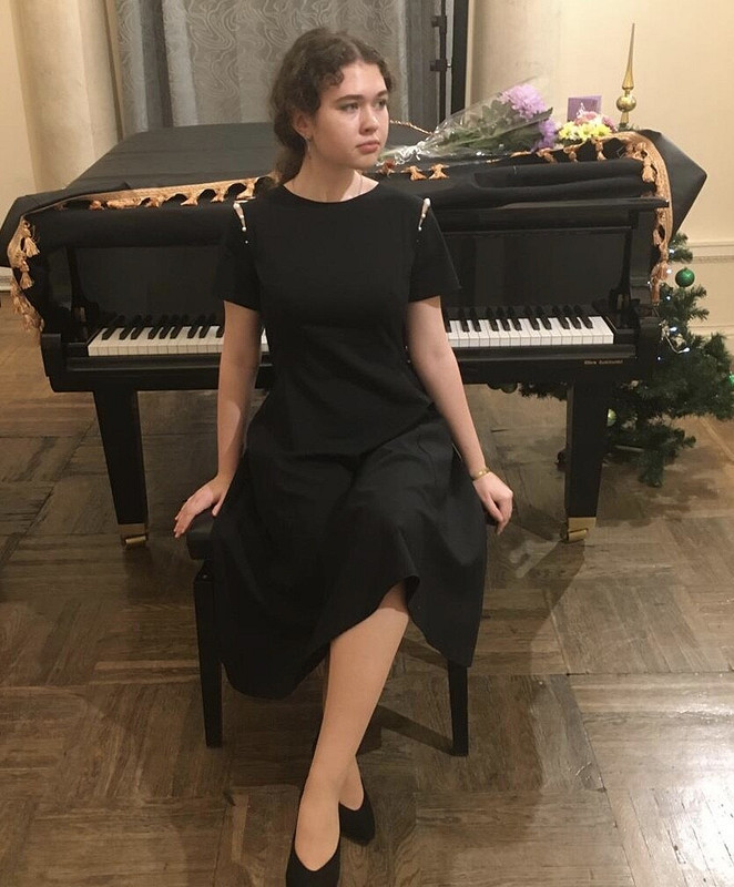 Концертное платье от Panilena