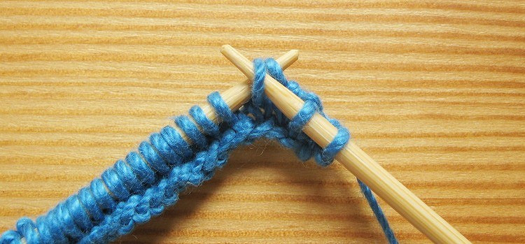 Как сделать наборный край с ажурными фестонами при вязании на спицах: мастер-класс