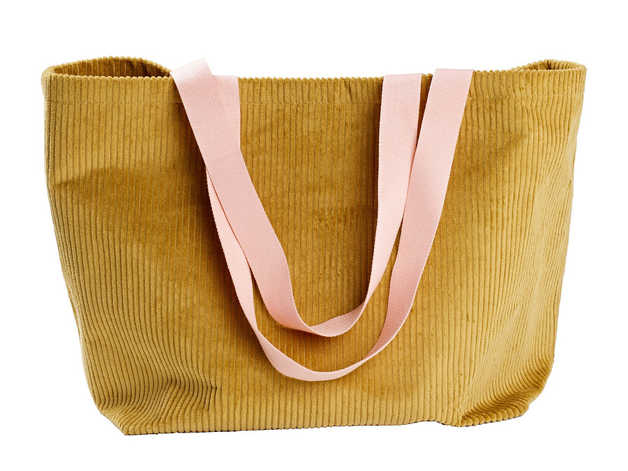 Идеи стильных сумок из вельвета