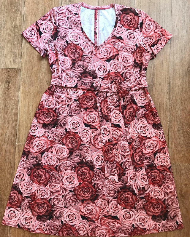 «Беременное» платье в розы от JuliaS