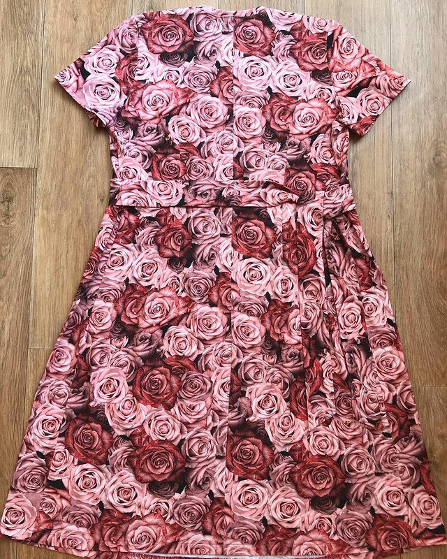 «Беременное» платье в розы от JuliaS