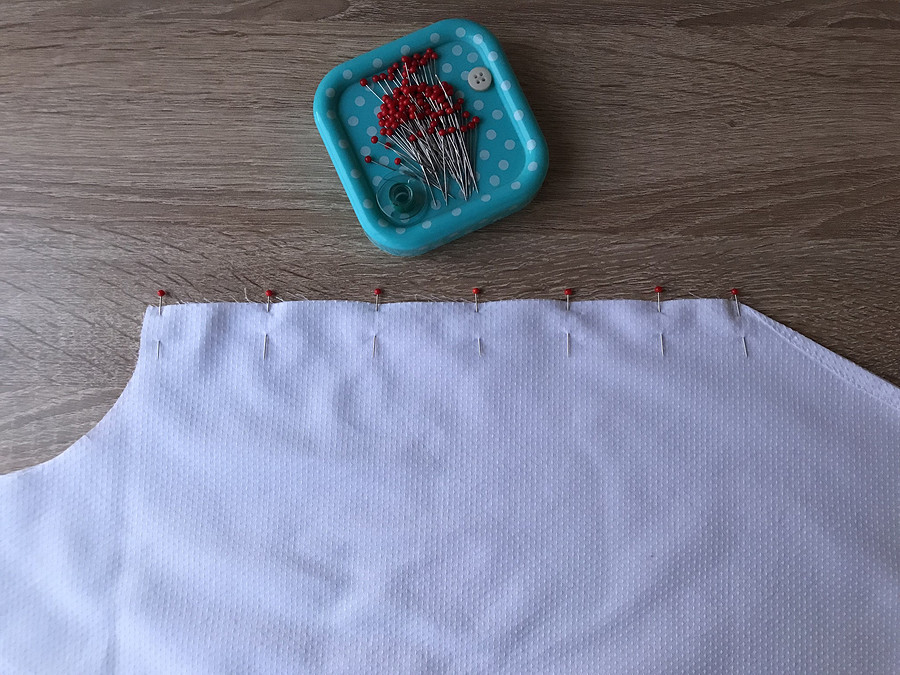 Как выполнить боковой запошивочный шов в изделии со скругленным низом: простой способ