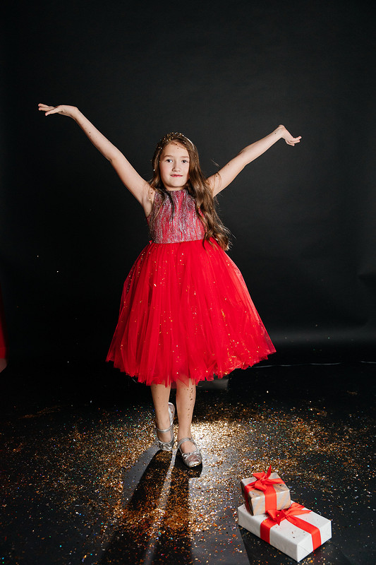 Красное платье из фатина от Katherina_Belyaeva