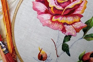 Искусные вышивки великолепных цветов и не только: рукодельный блог недели