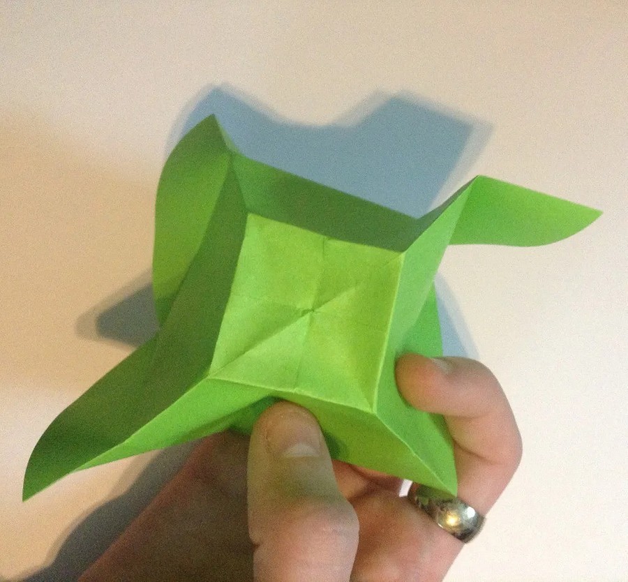 Поделка сердце из бумаги оригами для начинающих - Heart of paper