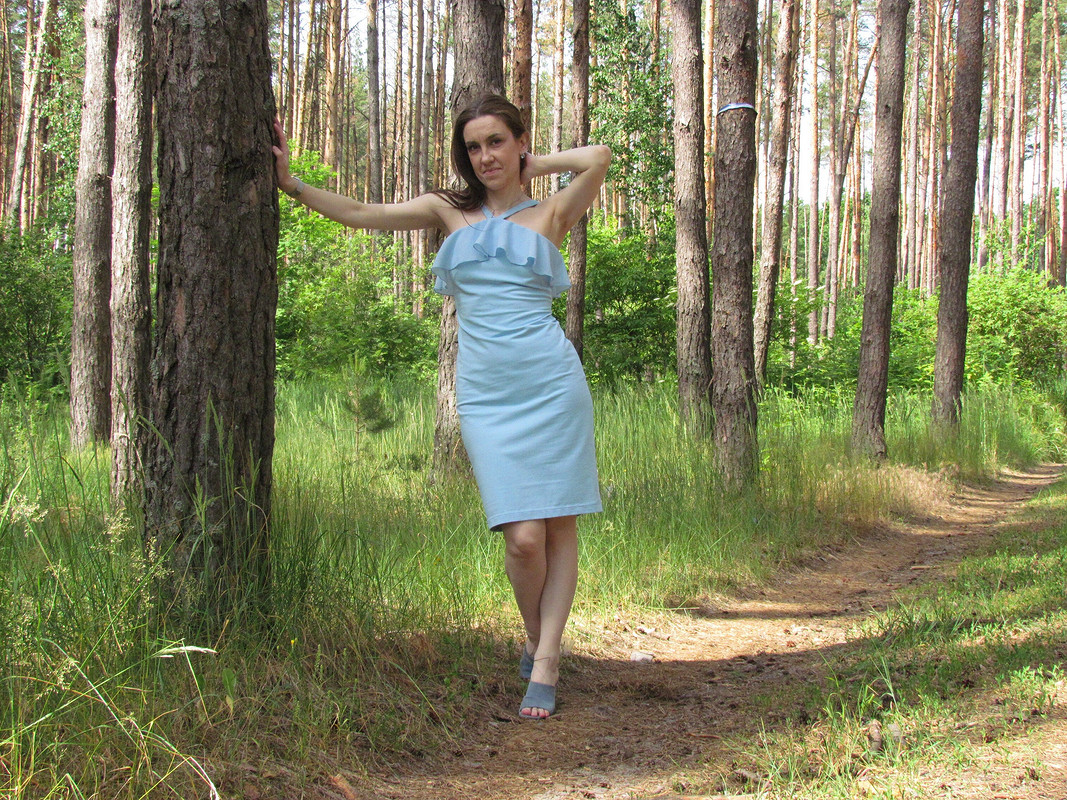 Платье бледно-голубое с воланом от Sunflower-83