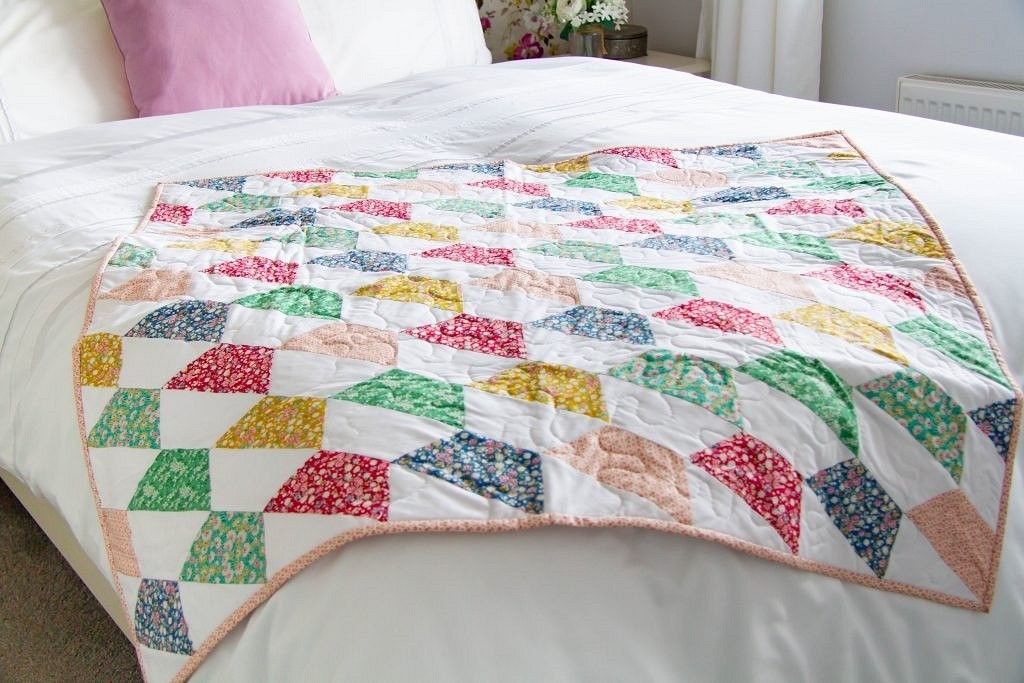 Лоскутные одеяла своими руками в стиле пэчворк: схемы, советы для начинающих