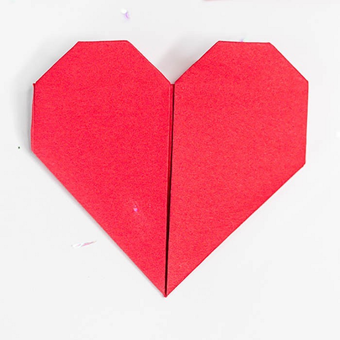 2. Сердце из бумаги А4