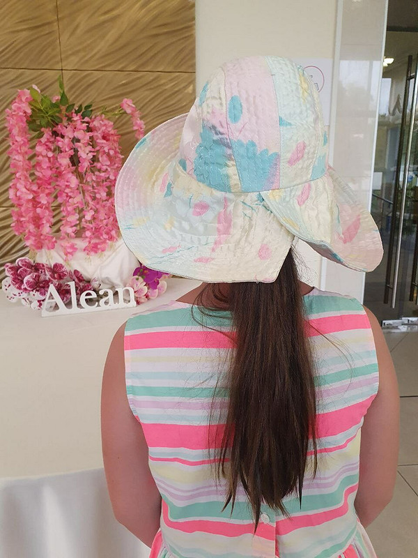 Шляпка с широкими полями на девочку от Elzbet