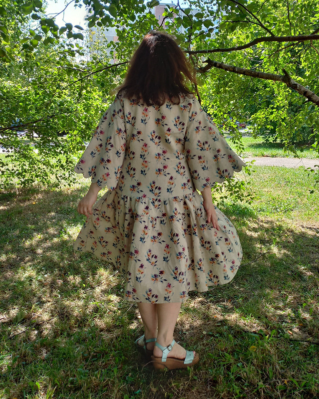 Платье с «фигурными» рукавами от y__neskladovae 