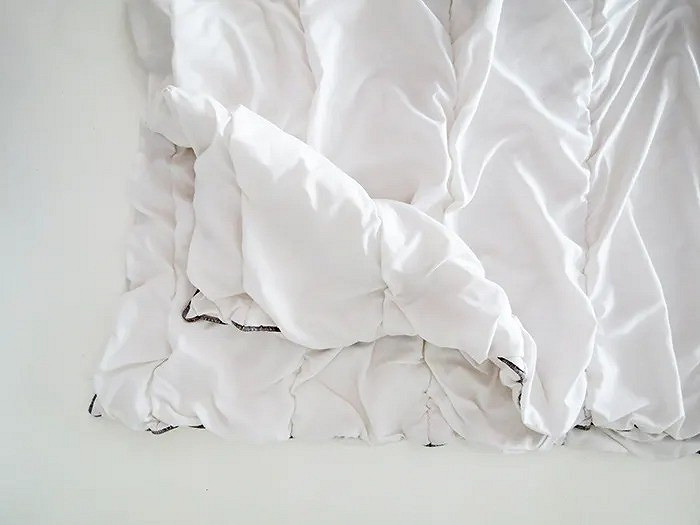 Подушка-чехол для одеяла или пледа: мастер-класс