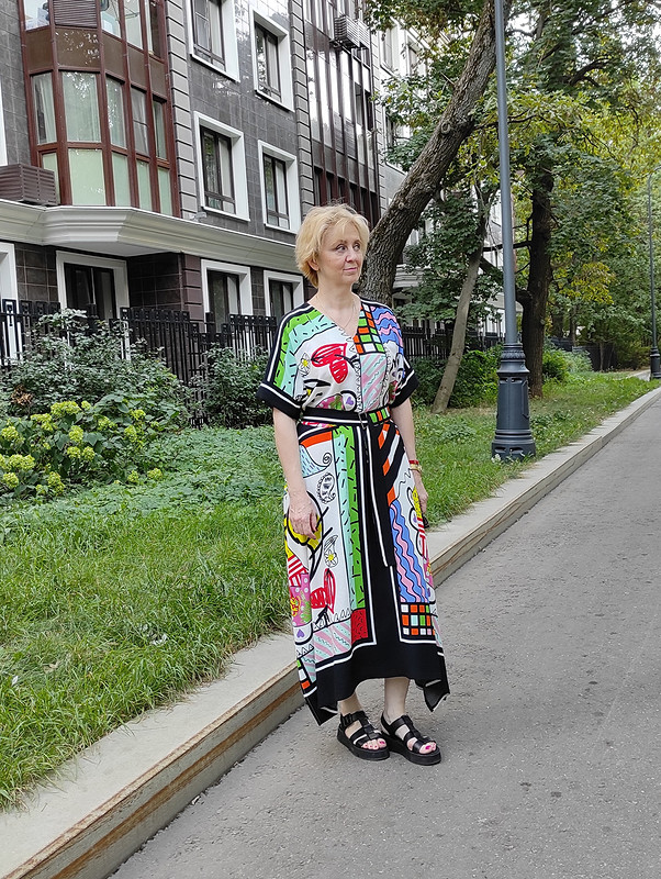 Платье с уголками от Vikkilevit