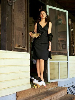 Платье приталенного силуэта №141 — выкройка из Burda 5/2012