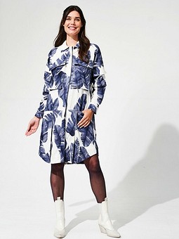 Платье-рубашка с карманами-портфелями №12 — выкройка из Knipmode Fashionstyle 3/2022