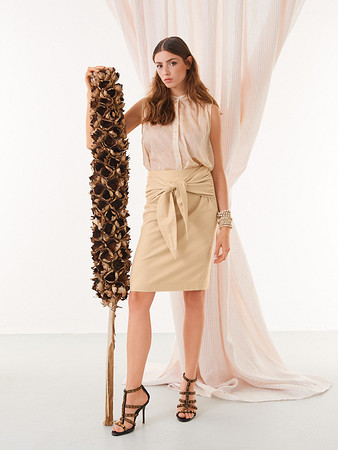 Модель юбки-карандаш с завязками