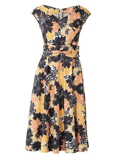 Платье-футляр в стиле 50-х