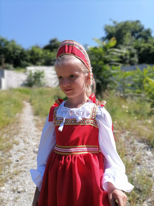Выкройка: русский сарафан для девочки