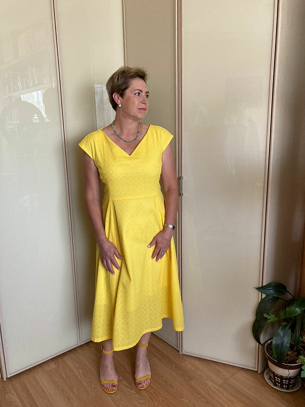 Жёлтое платье из шитья на свадьбу в итальянском стиле от Светлана  Подлипная