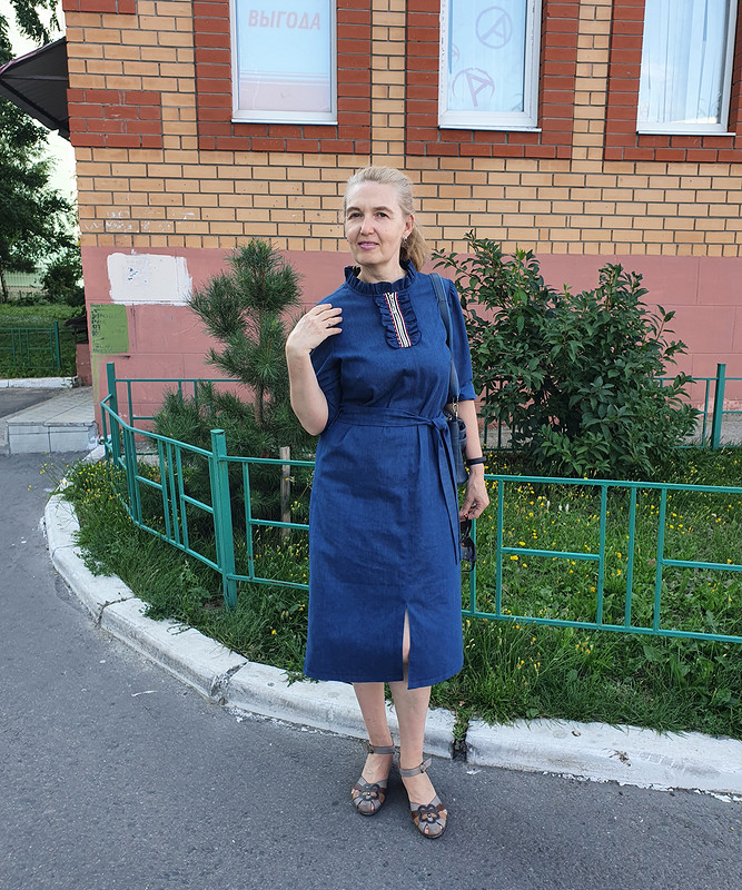 Джинсовое платье от Лариса Тишакова