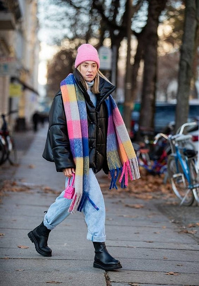 <br>Как носить яркие цвета зимой: 45 образов для отличного настроения