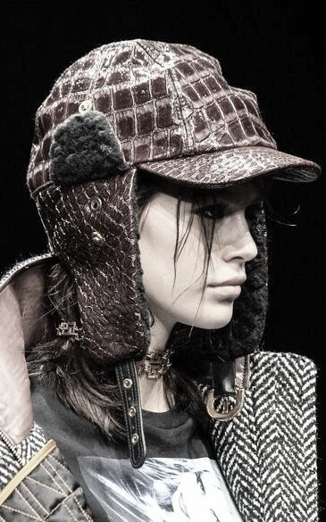 Твидовая шапка с козырьком по вдохновению от D&G от vikkyzm 