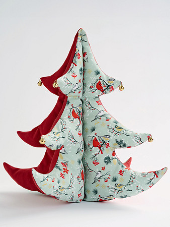 Манекен объёмной текстильной новогодней ёлочки