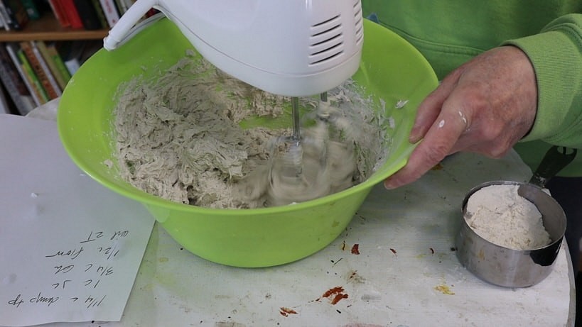 Как сделать папье-маше своими руками: рецепты + 11 идей для поделок