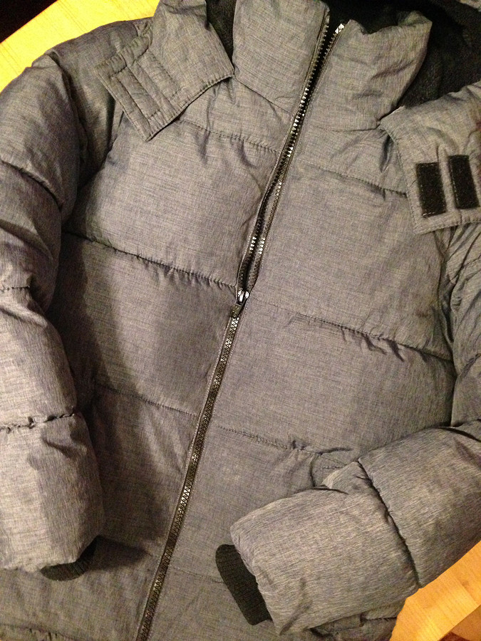 Как заменить сломанную застёжку-молнию на куртке