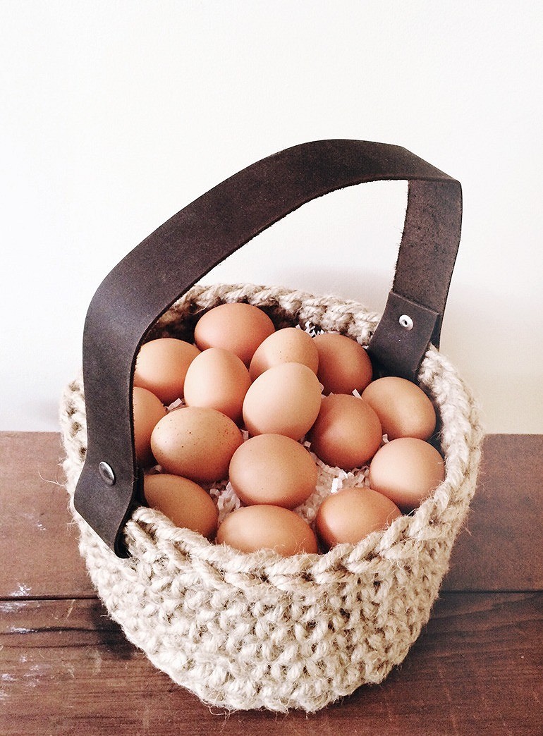 Декор пасхального яйца своими руками. Поэтапное описание работы: