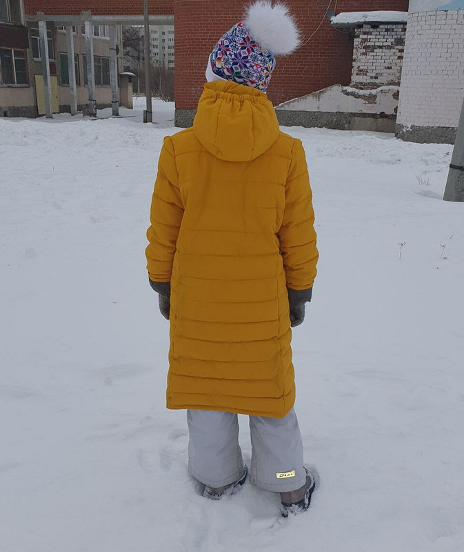 Cтеганое пальто на девочку «Готовимся к весне!» от Elzbet