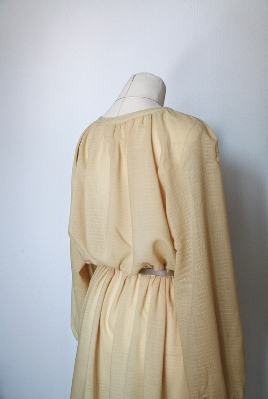 Пыльно-желтое платье от Татьяна  Орлова