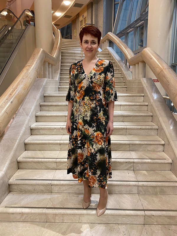 Платье - микс двух выкроек Burda от Юлия Деканова - редактор сайта