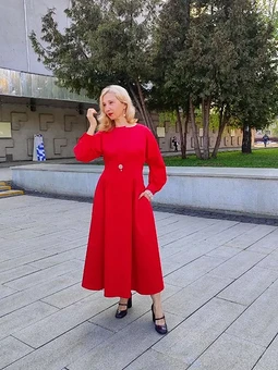 Магия красного платья