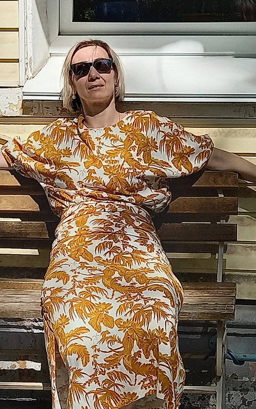 Костюм из льна с желтыми листьями: юбка и блузка от ТатьянаАлиса