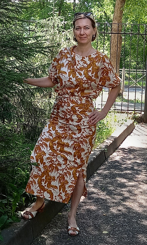 Костюм из льна с желтыми листьями: юбка и блузка от ТатьянаАлиса