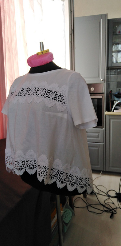 Блузка из белого трикотажа (х/б) и кружева от MarinaY
