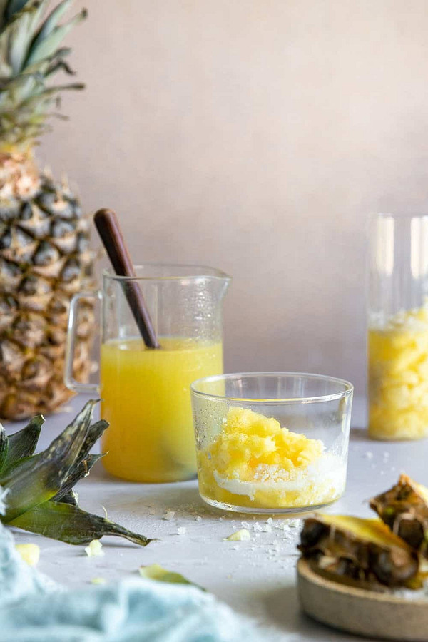 Пина колада для вашей кожи: 3 потрясающих рецепта масок с ананасом