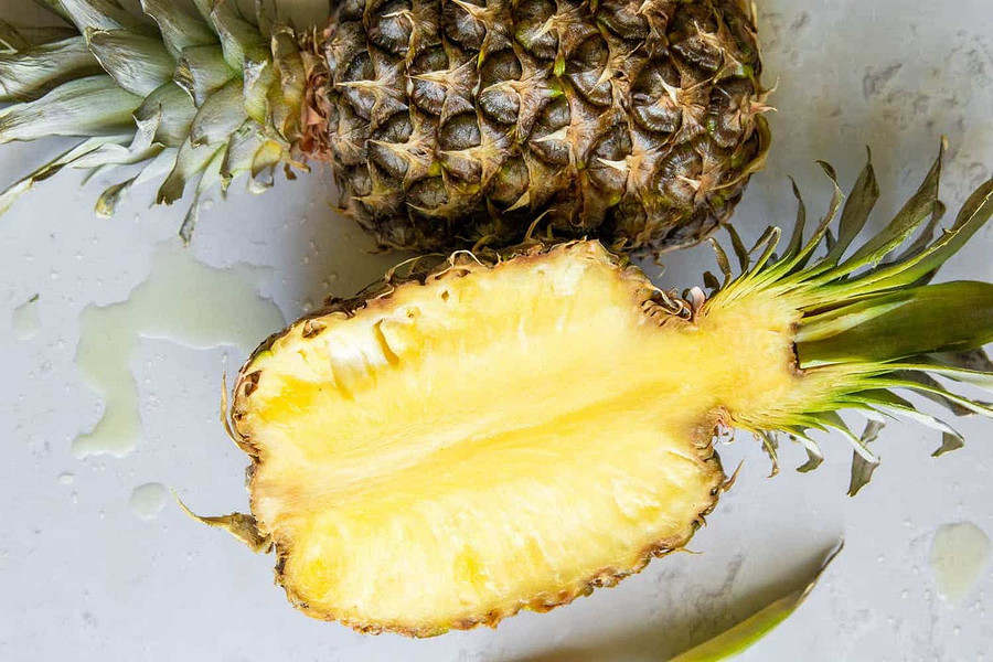 Пина колада для вашей кожи: 3 потрясающих рецепта масок с ананасом