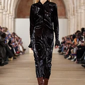 Вязаные платья 2023: фото модных моделей